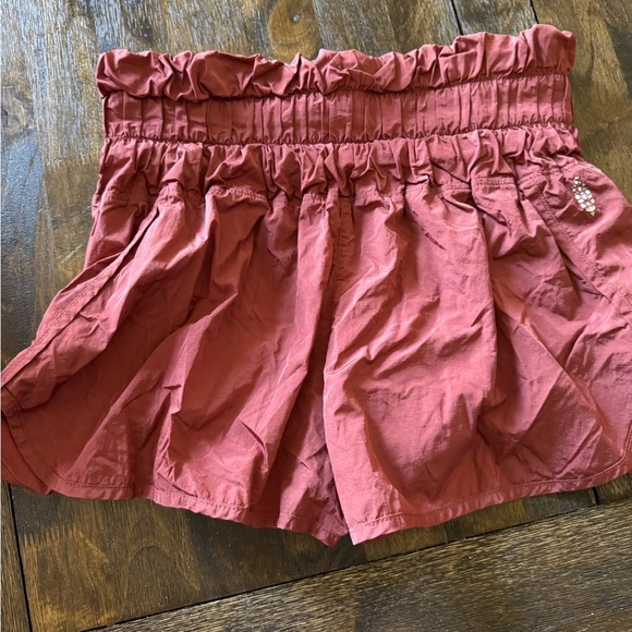 Free People Movement way home shorts wine color size medium - Picture 3 of 4